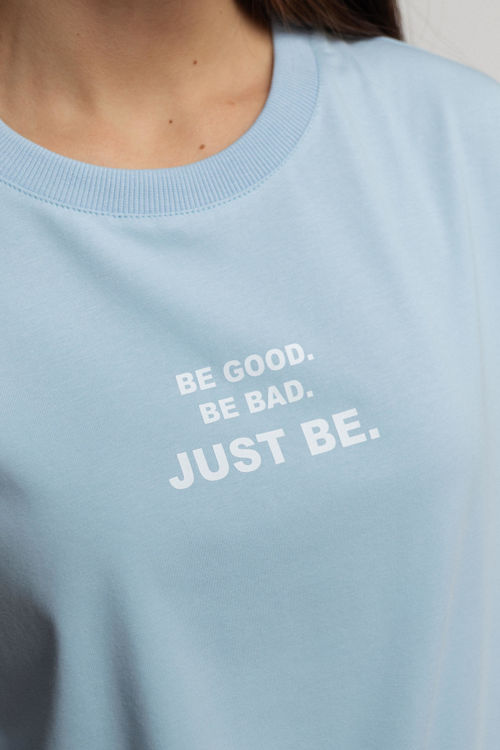  Зображення Жіноча футболка  оверсайз з надписом  “BE GOOD.BE BAD.JUST BE.” 
