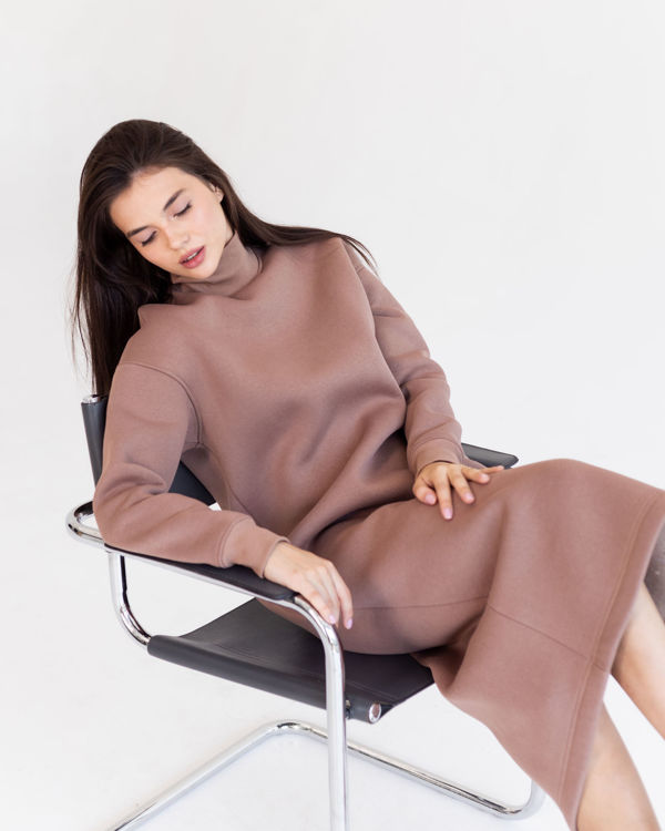  Зображення Сукня довжини міді на флісі з бічними розмірами 