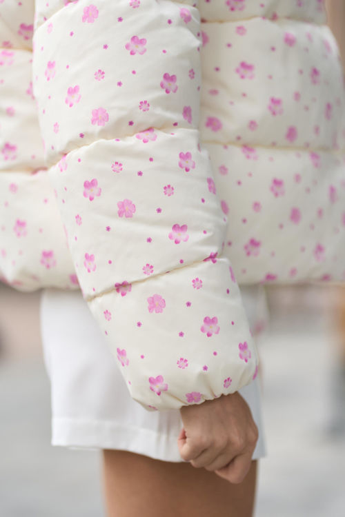  Зображення Куртка - пуфер в квітковий принт 