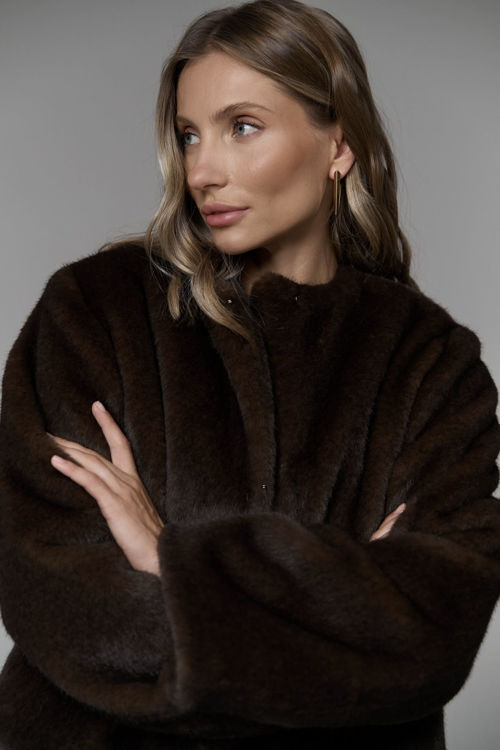  Зображення Шубка вкорочена з еко хутра норки 