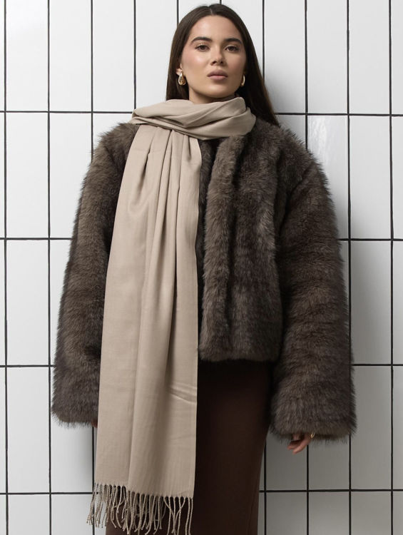  Зображення Шубка вкорочена з еко хутра песця 