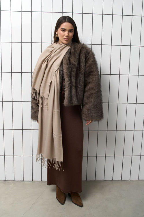  Зображення Шубка вкорочена з еко хутра песця 