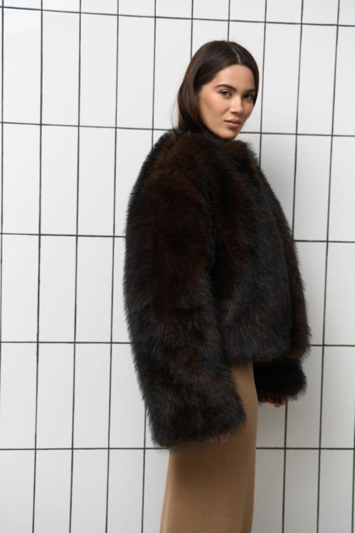  Зображення Шубка вкорочена з еко хутра песця 