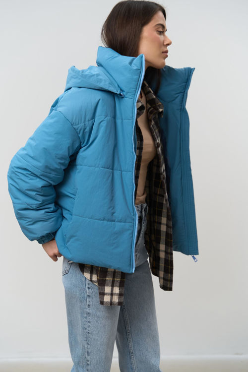  Зображення Обʼємна зимова жіноча куртка 