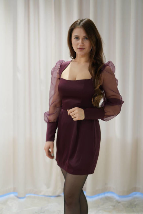  Зображення Сукня атласна з обʼємними рукави з органзи 