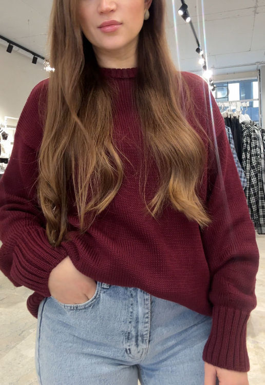  Зображення Светр вʼязаний вільного крою 