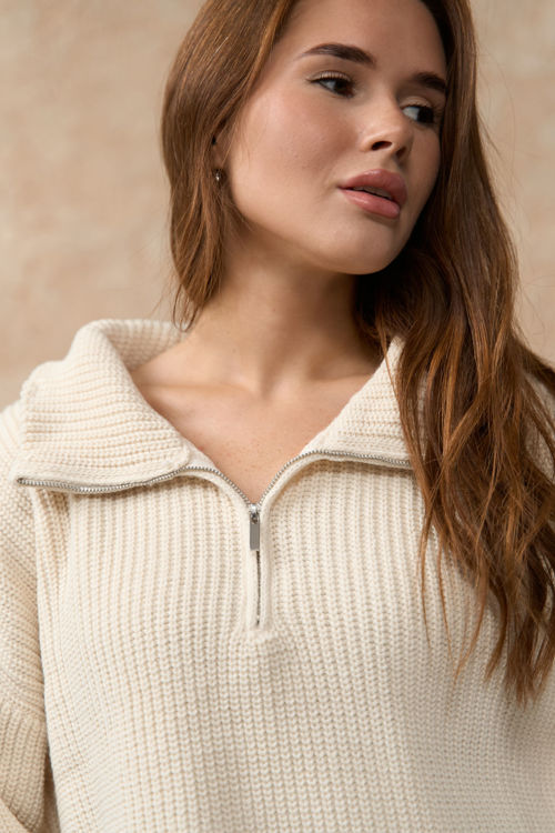  Зображення Короткий вʼязаний светр з коміром на блискавці 