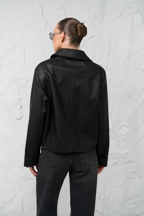  Зображення Жіноча куртка-блейзер з еко шкіри 