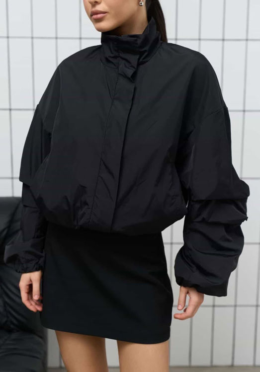  Зображення Куртка-вітровка з обʼємними рукавами 