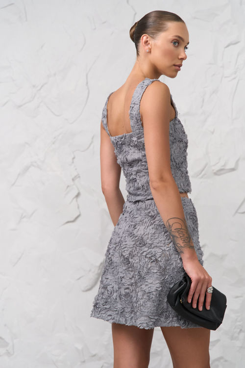  Зображення Костюм топ та спідниця з квітковою вишивкою 