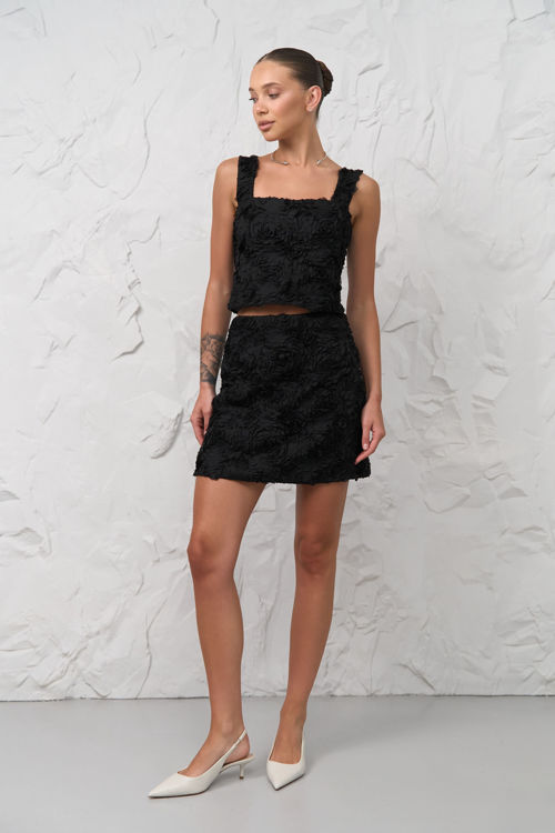  Зображення Костюм топ та спідниця з квітковою вишивкою 