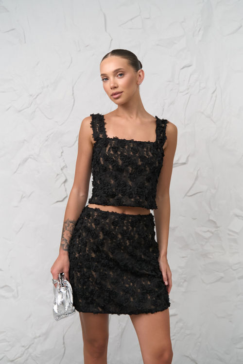  Зображення Костюм топ та спідниця з квітковою вишивкою 