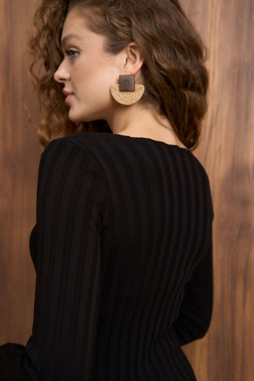  Зображення Приталена сукня в великий рубчик в довжині міді 